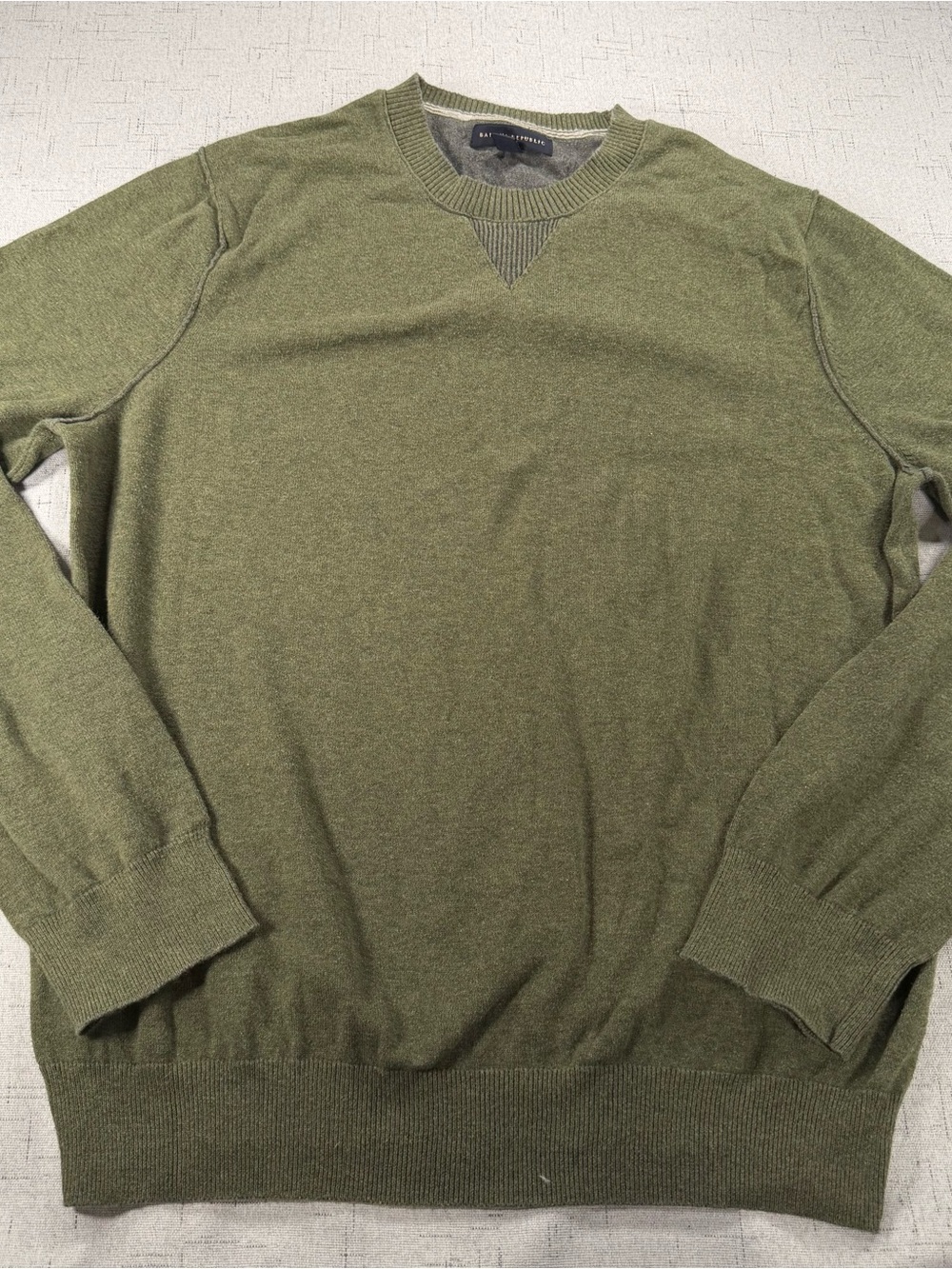 Banana Republic Olive Green Men's Crewneck Sweater